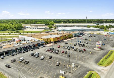 Preview of Retail space for Rent at 2869 South Richey Street