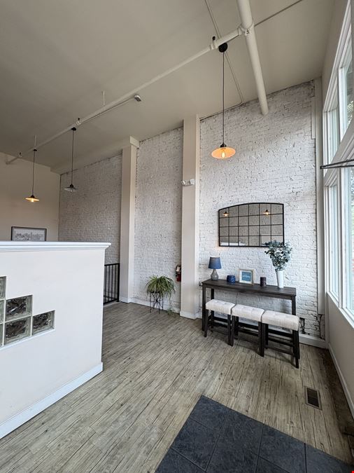 1,975 SF Office Space