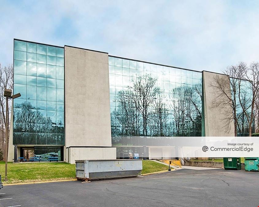 Boulders Center