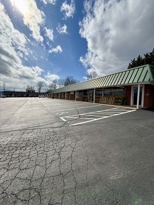 North Roanoke Plaza