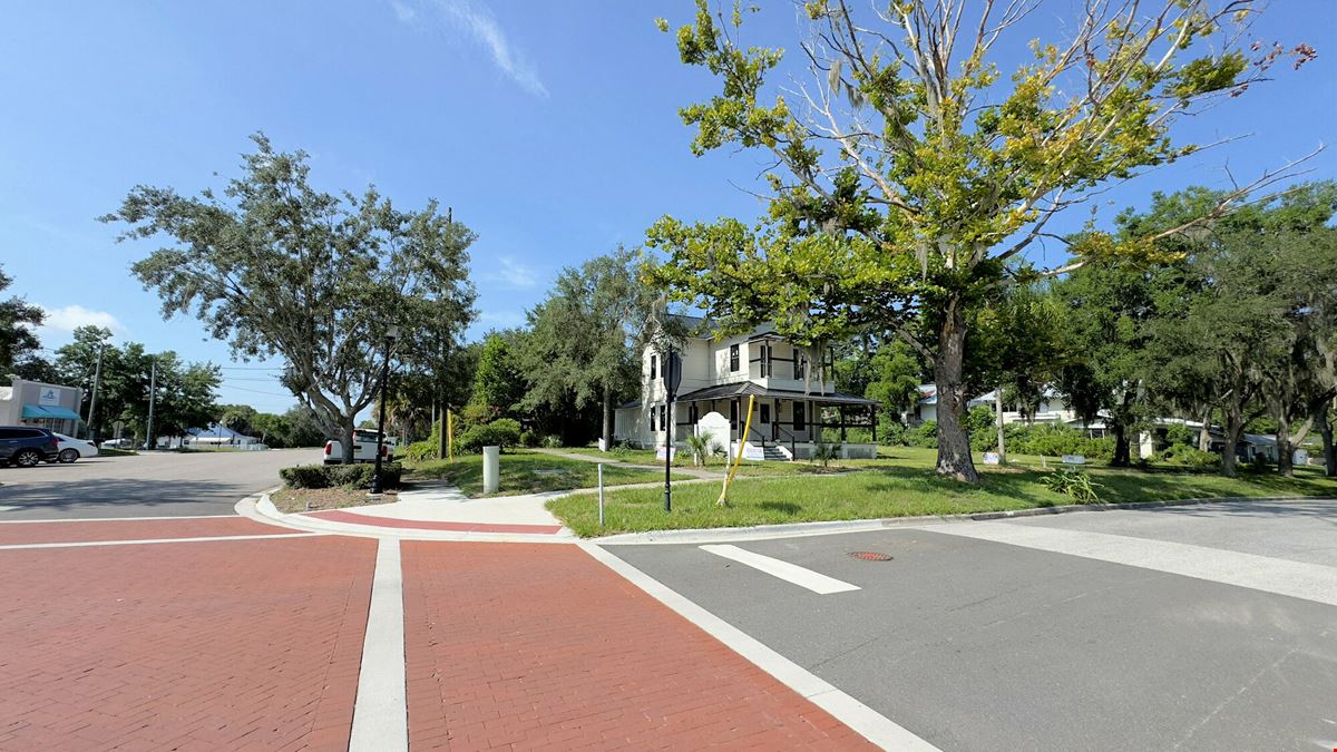 Clermont Historic Building and Development Property