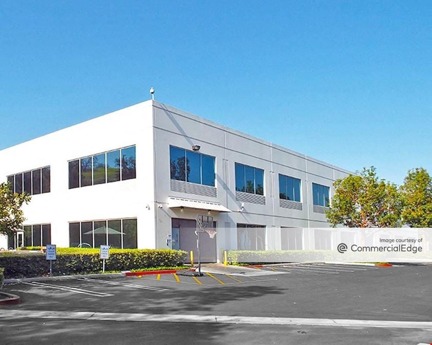 Gateway Corporate Center