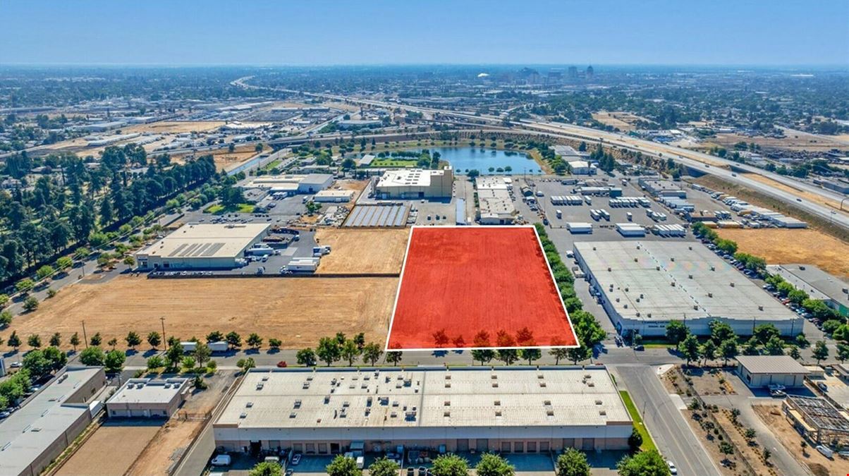 ±4.12 Acres of Commercial Industrial Land off CA-180