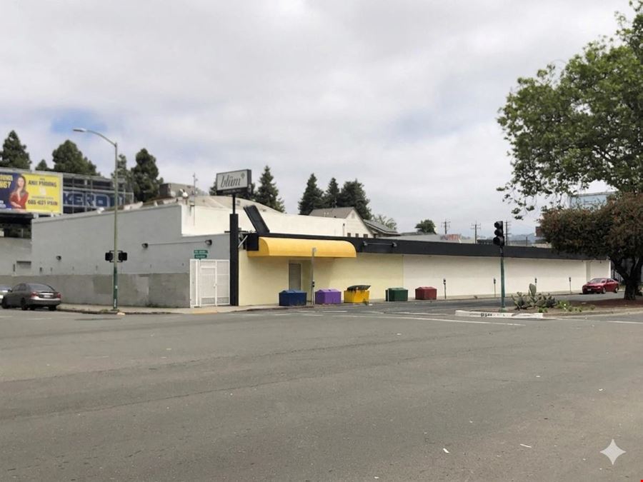 556 W Grand Avenue