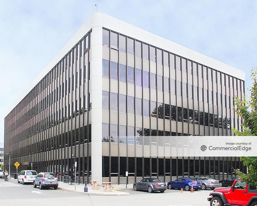 Saxon Woods Corporate Center - 600 Mamaroneck Avenue