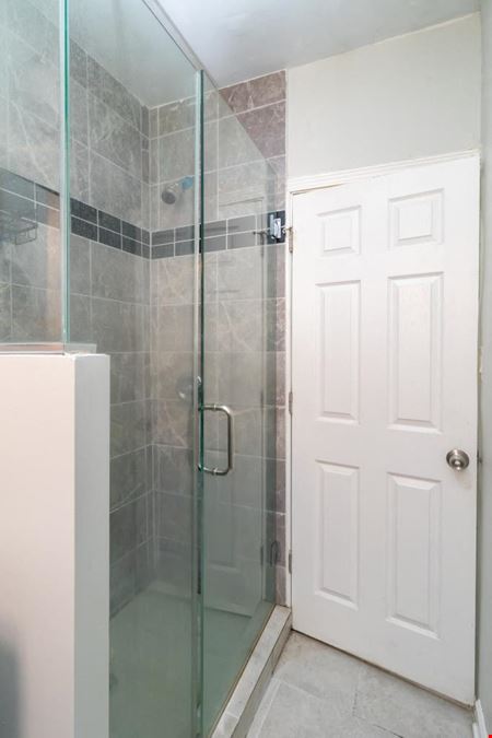 619 E Groveland Park | 7 Unit Multifamily