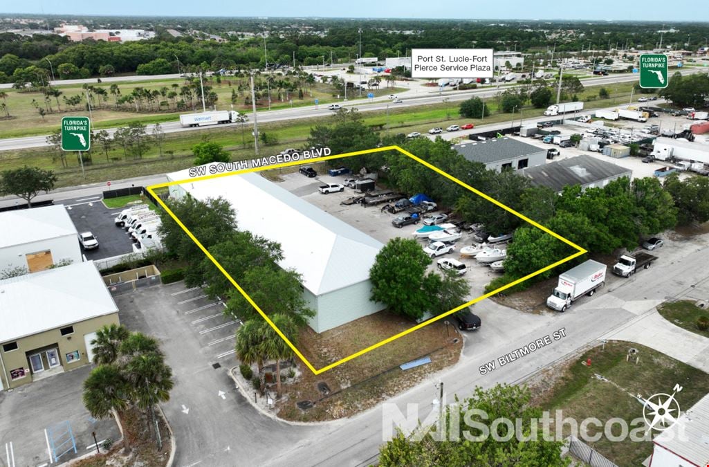 1,250 SF Flex Space Warehouse Units