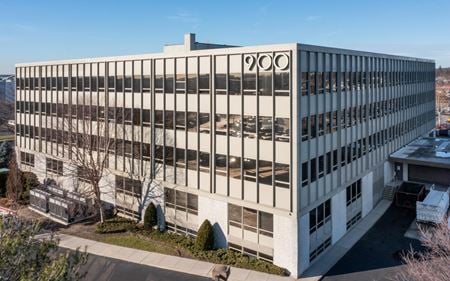 Preview of Office space for Rent at 900 Merchants Concourse