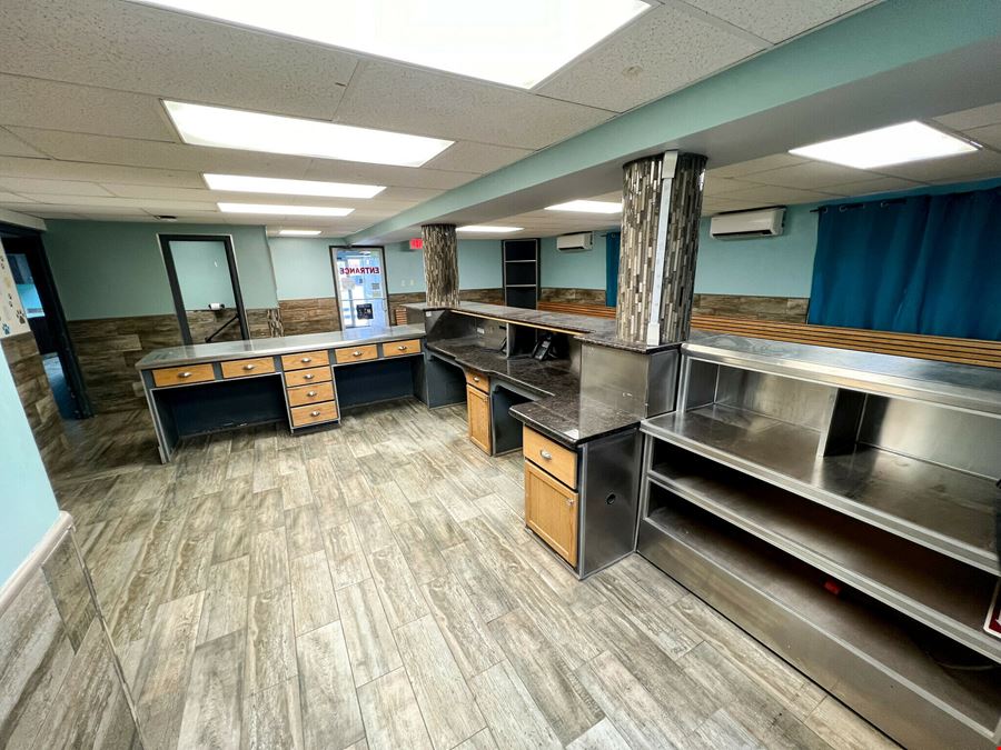 Veterinary Clinic/Groomers/Boarding Facility