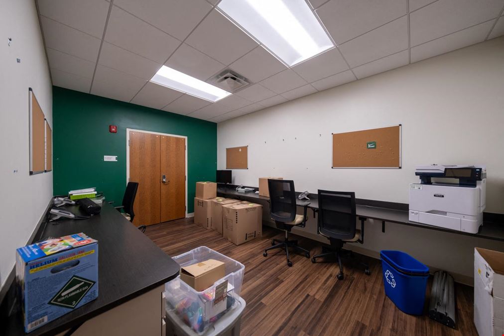240 Crafton Ingram Shopping Center Sublease