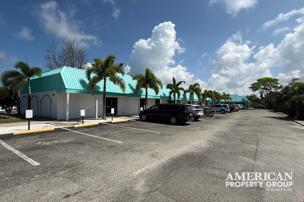 Paradise Isle Plaza on Longboat Key