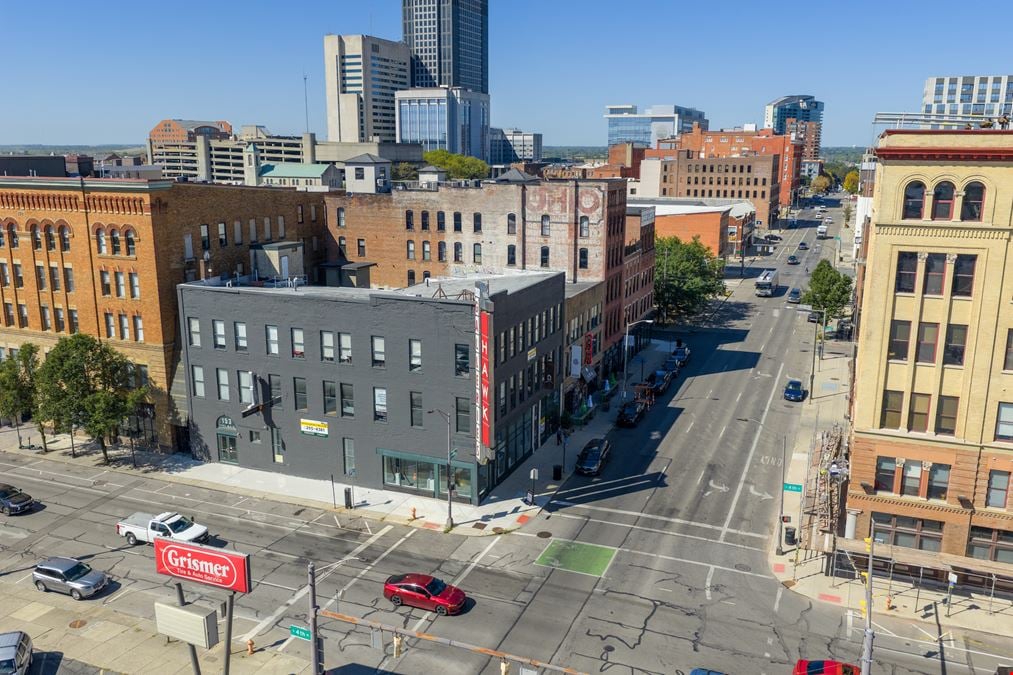 147 - 153 E Main St