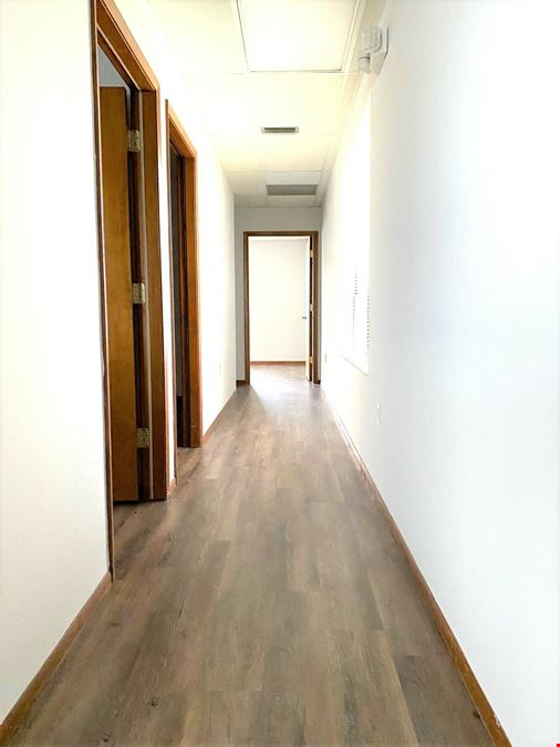 Professional Office with 850 SF +/-