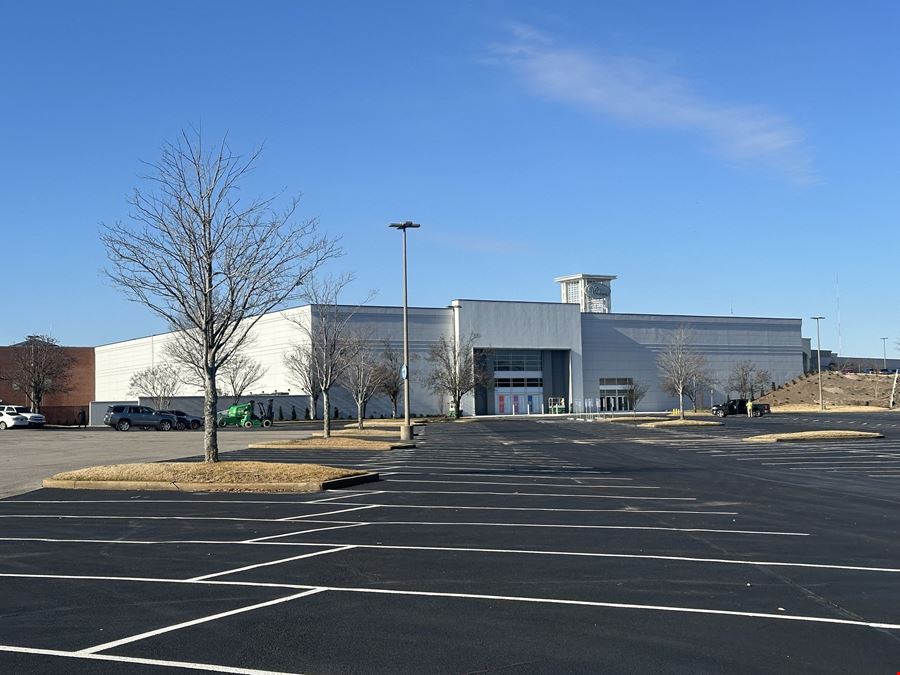 Former Sears at Wolfchase