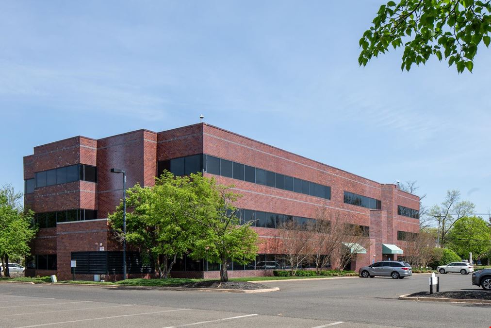 36,231 SF Office | Investor/User Opportunity | Strong New Jersey/Philadelphia Submarket