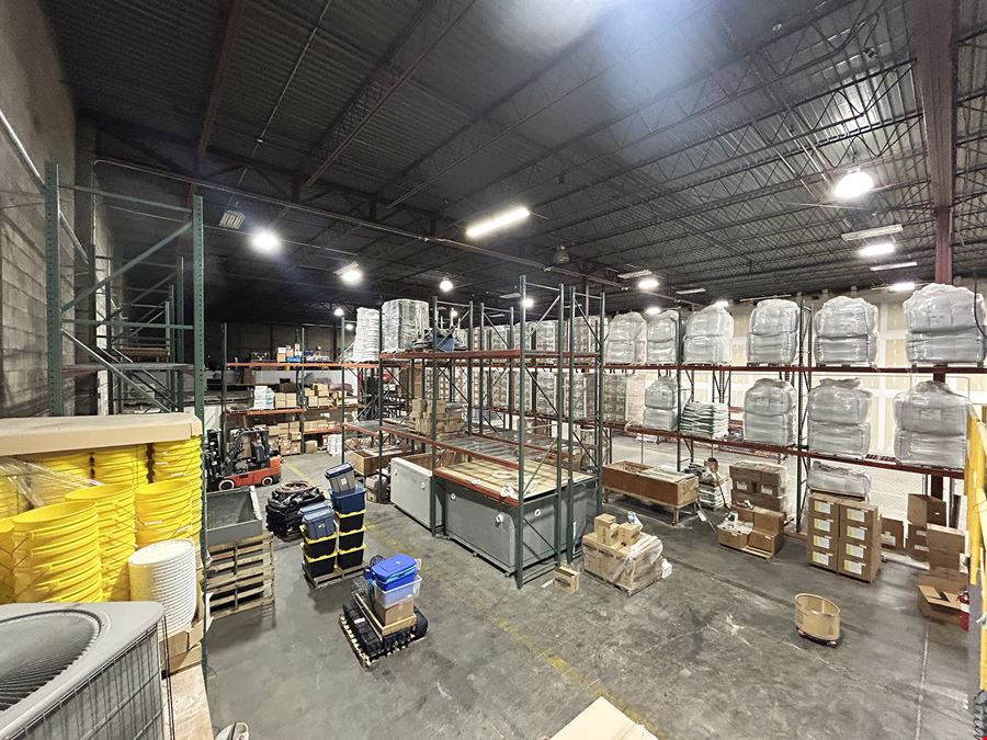 20,000 SF Distribution Warehouse Space