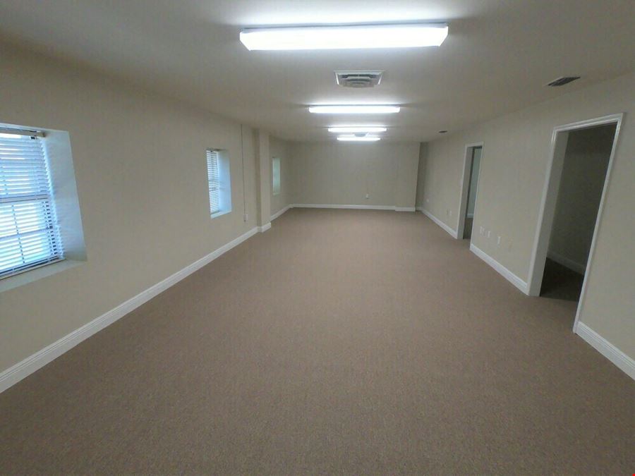 Charming Midtown Retail/Office (Entire 2nd Floor)
