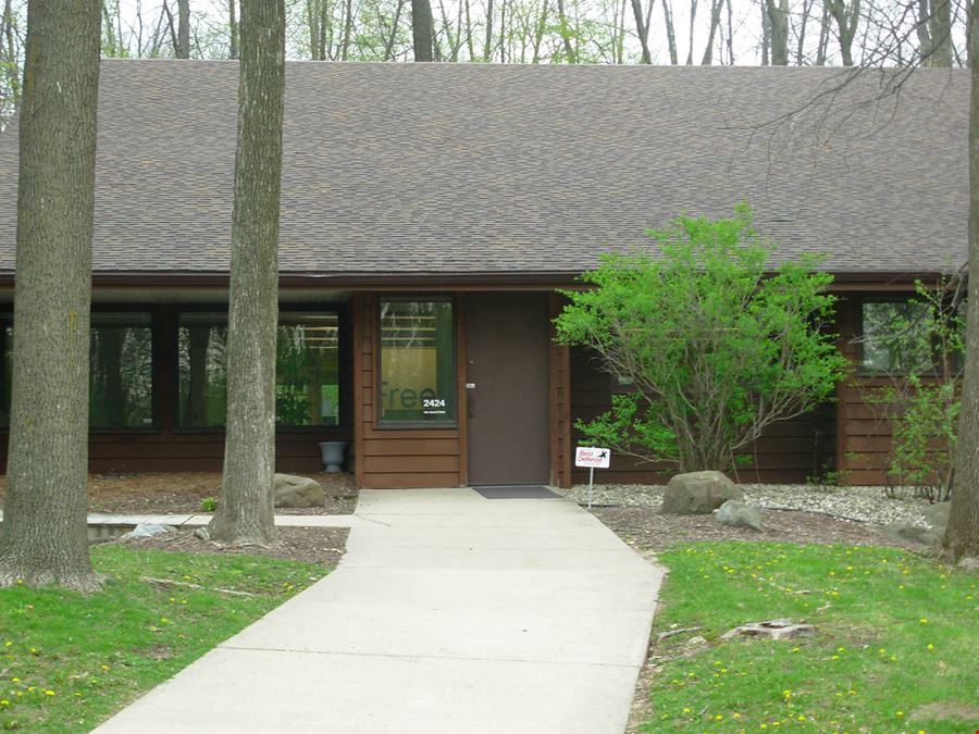 2424 American Ln