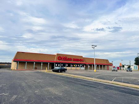 Preview of Retail space for Rent at 820 W. I-240 Service Road