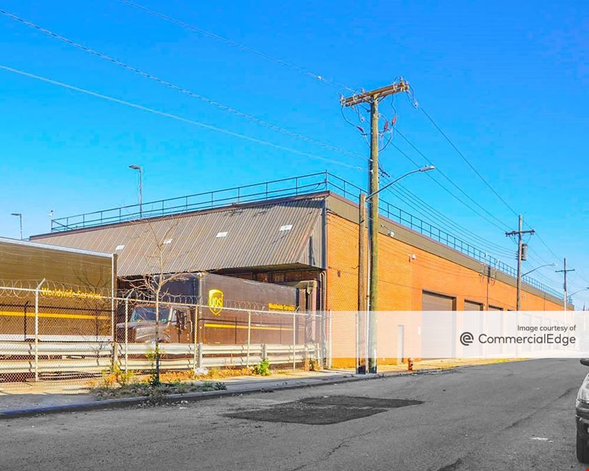 Metro North Logistics Center
