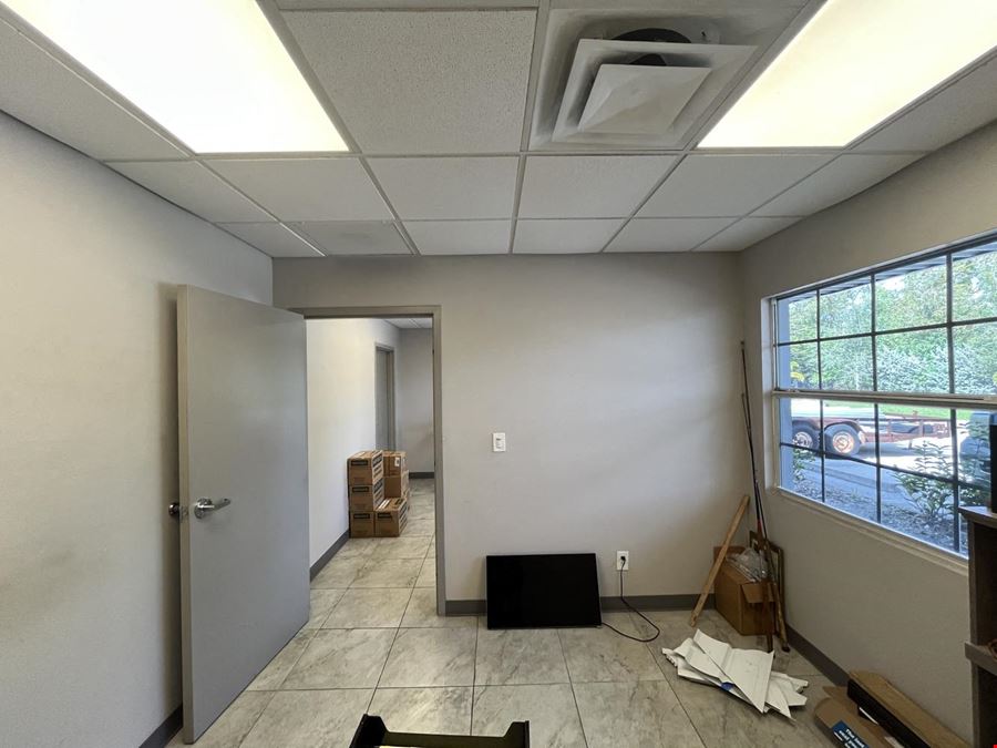 Industrial Office Warehouse 1500 sq ft