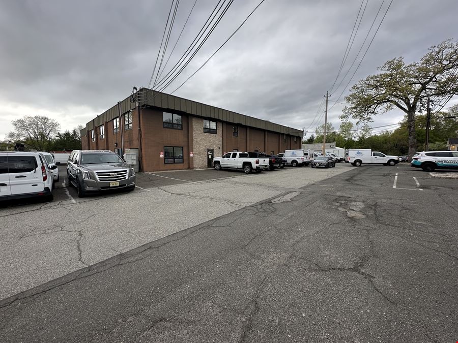 12,280 SF Industrial Building + Outdoor Storage | Available For Lease