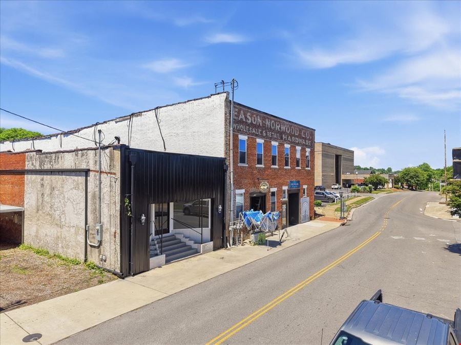 110 E Broadway St Lenoir City