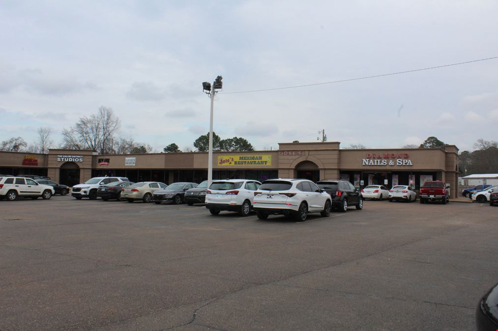 Prime Retail/Office Space on S. Pearson Rd