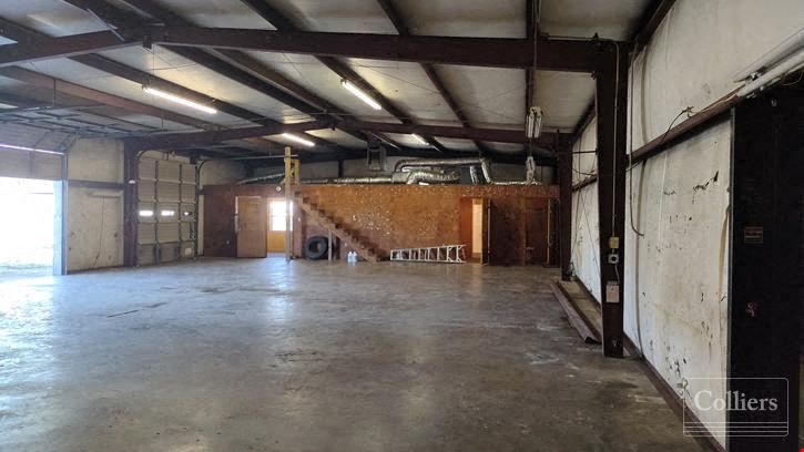 For Lease: Shop/Warehouse Space