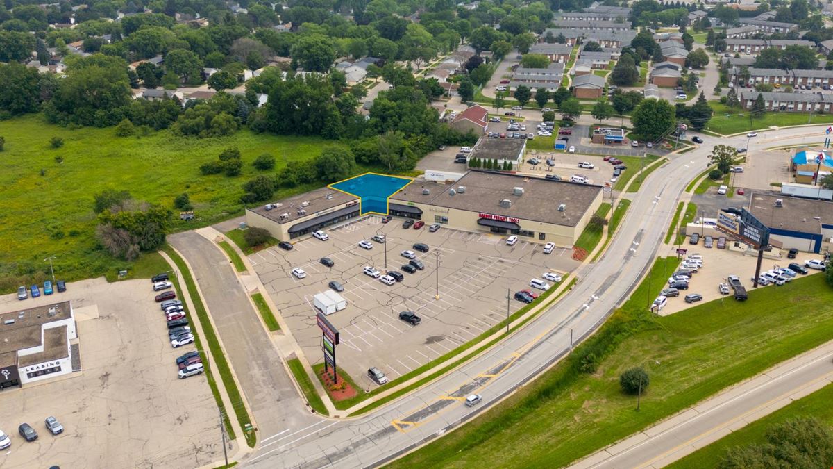 4200 East Frontage Road - Harbor Freight Center