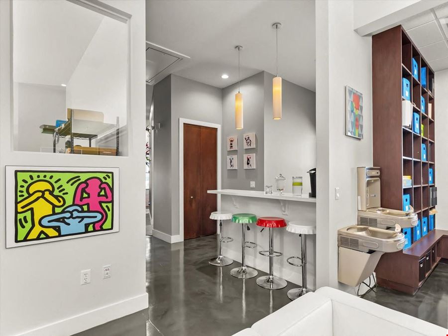 Turnkey Freestanding Office in Baldwin Park