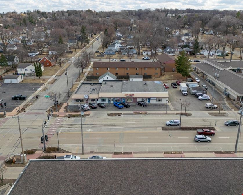 1912 2nd St - Retail Space For Lease 