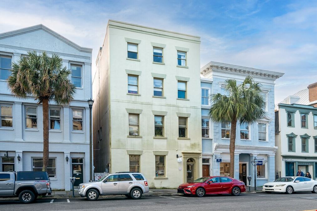 61 Broad St