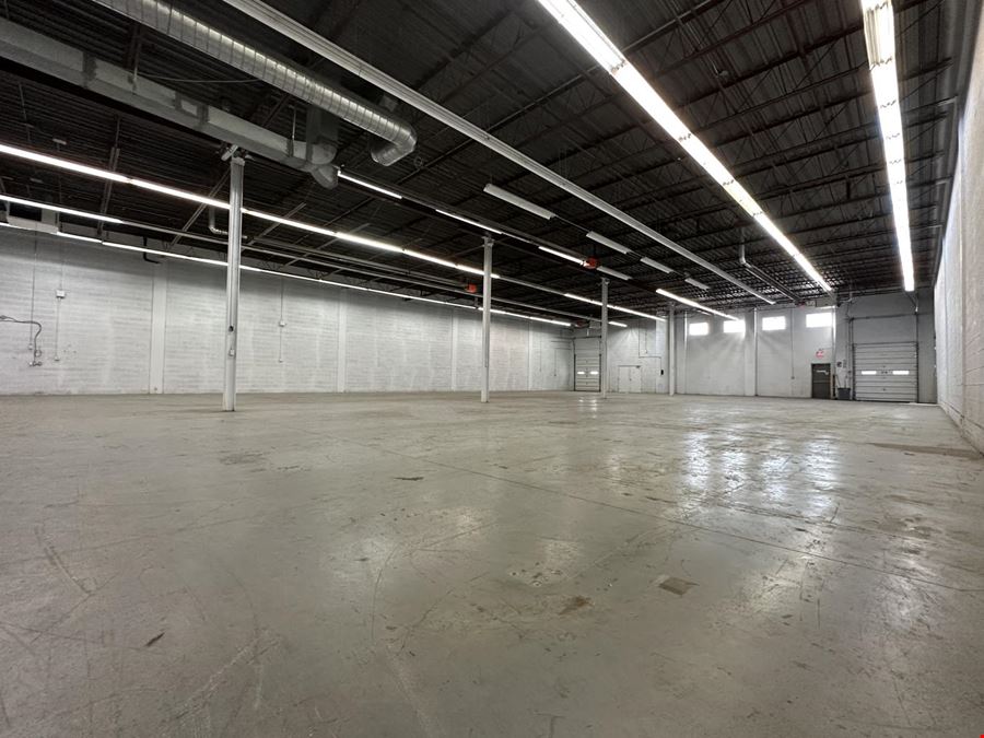 400 Canarctic Drive, North York Ontario M3J 2P9