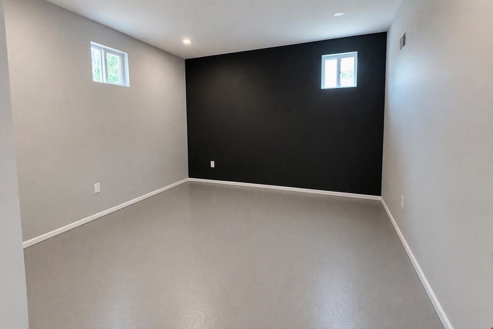 Free Standing Small Office Building for Lease