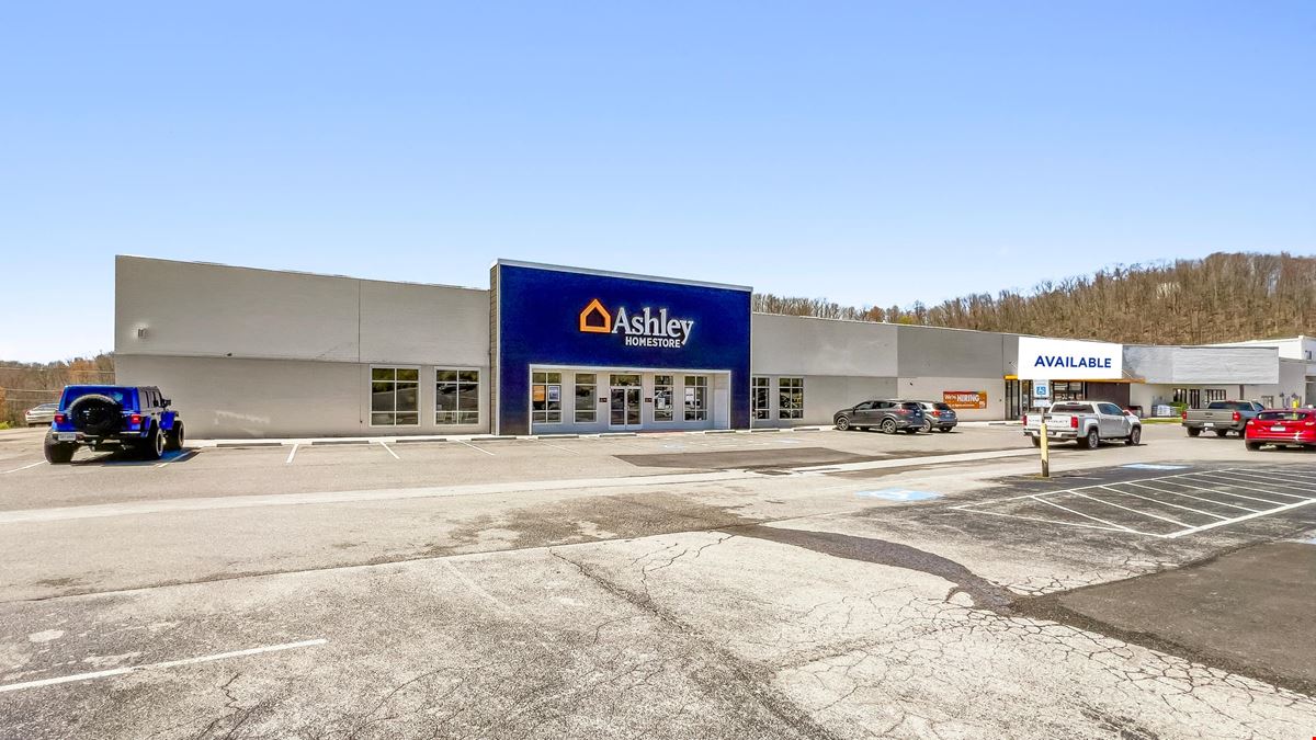Wise County Plaza - Outparcels