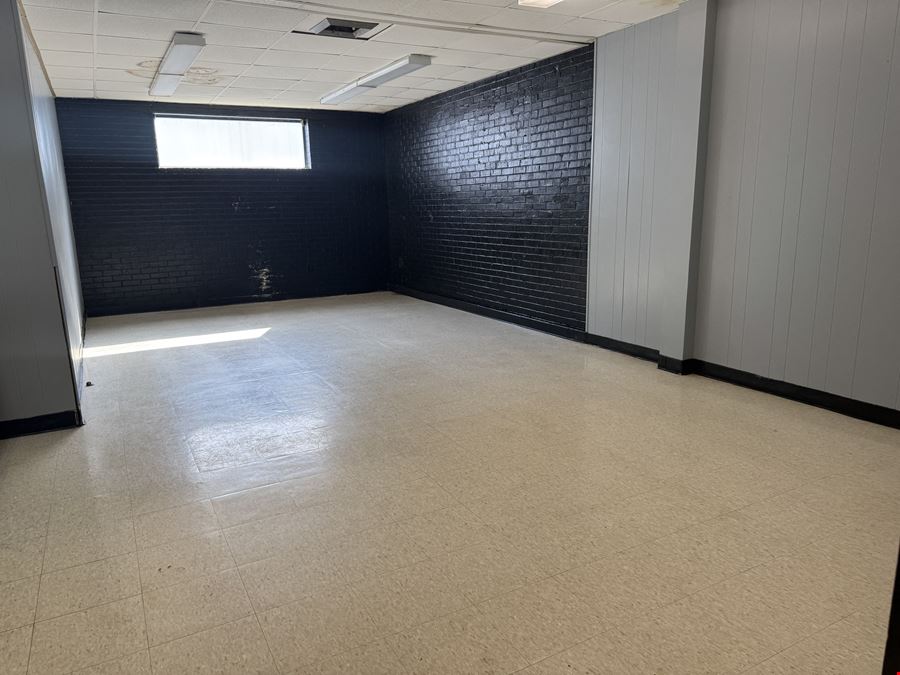 117 W Pinhook