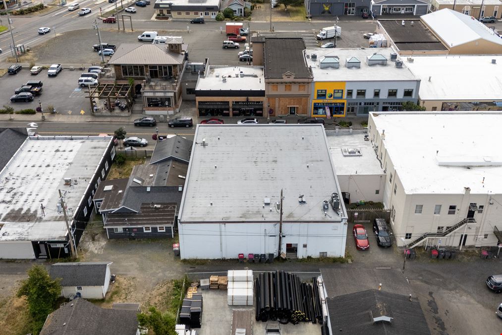 Salmonberry Square