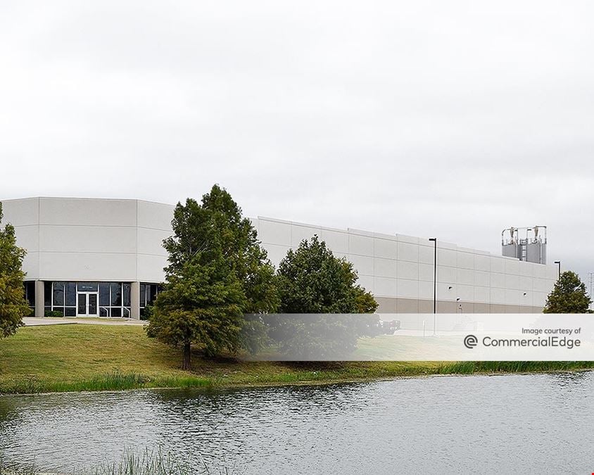 Railhead Industrial Park - 801 Railhead Road