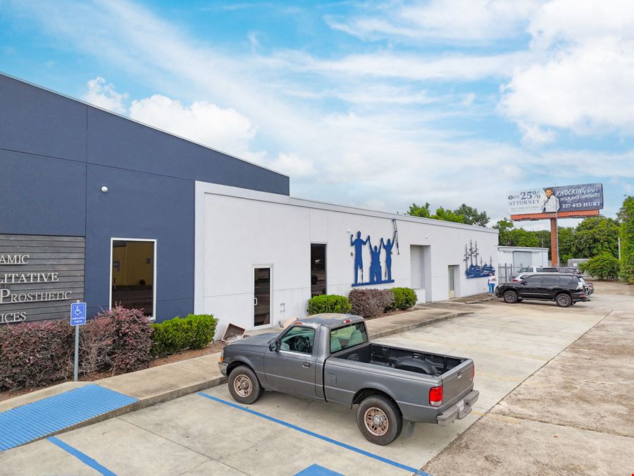 Professional Office w/ Warehouse on Corner Lot