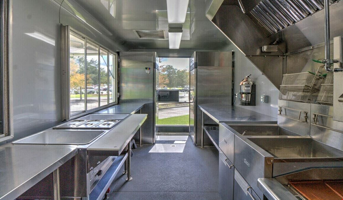 Midpoint Park & Eatery