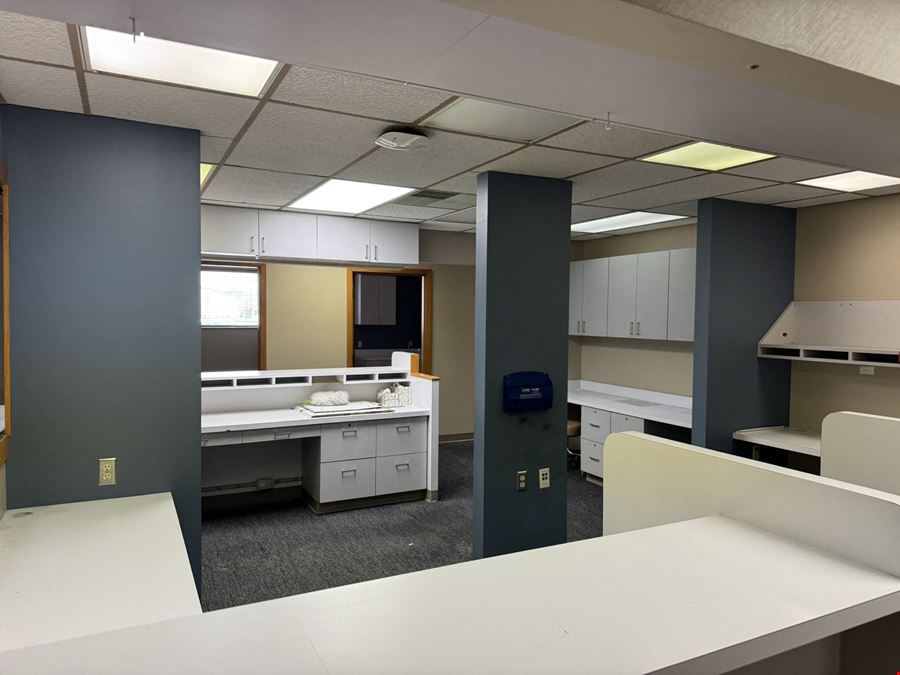 Anchor Bay Professional Plaza