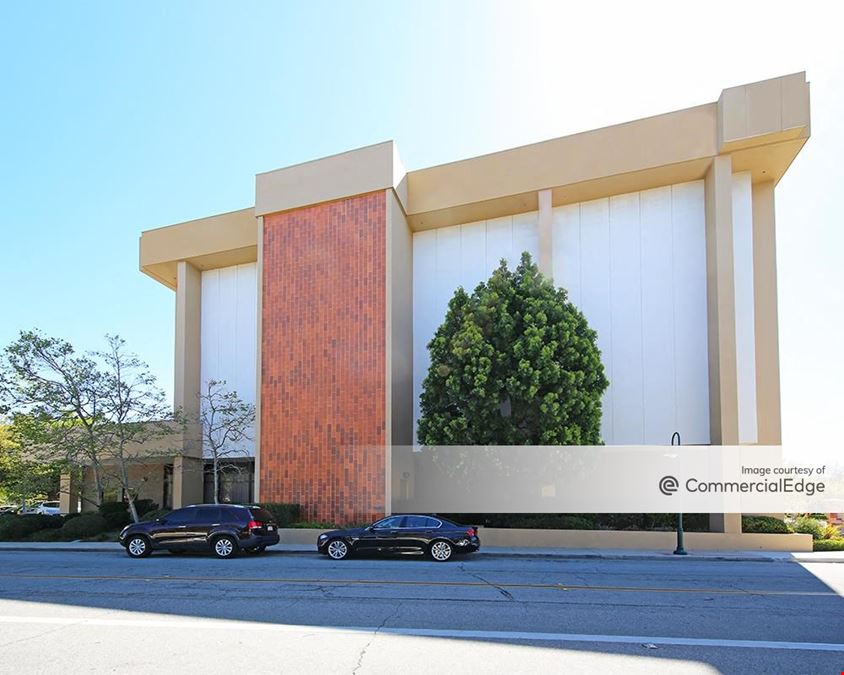 223 East Thousand Oaks Blvd