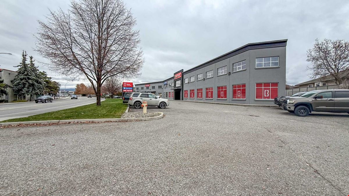Fully Tenanted, Stand Alone Commercial Building 