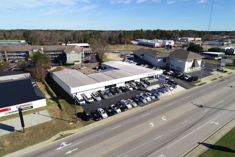 15,000+ SF Retail, Flex, Auto Location For Lease