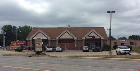 Preview of commercial space at 1005 W Bloomington Rd