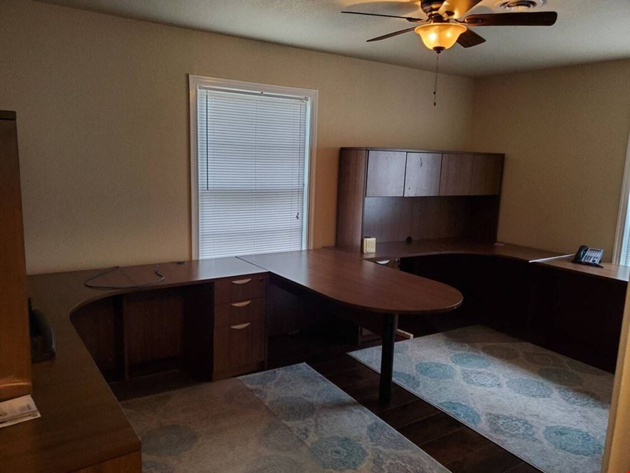 5605 George Bush Dr, Katy, TX 77493