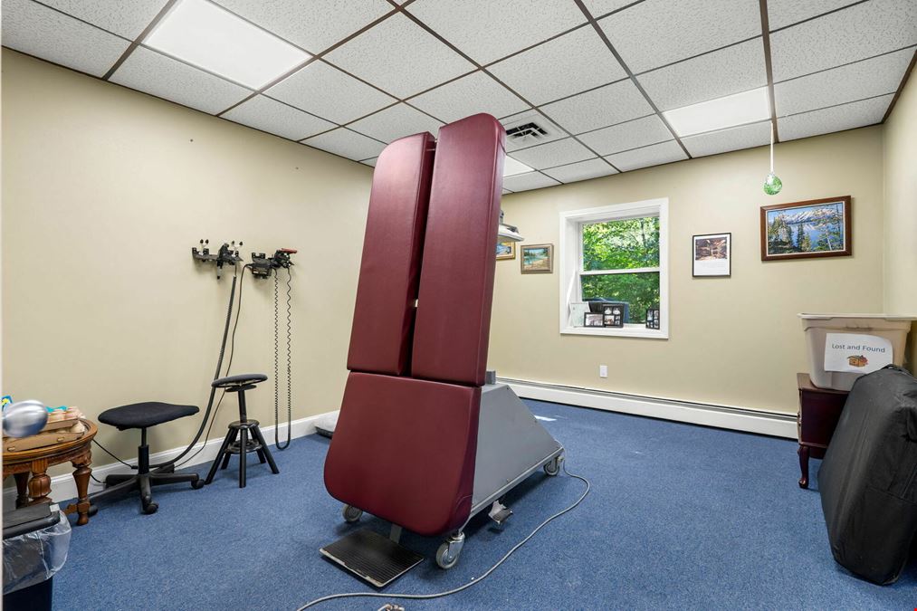 191 Chandler Road, Unit B | Andover, MA 01810 | 3,899 SF | $629,000