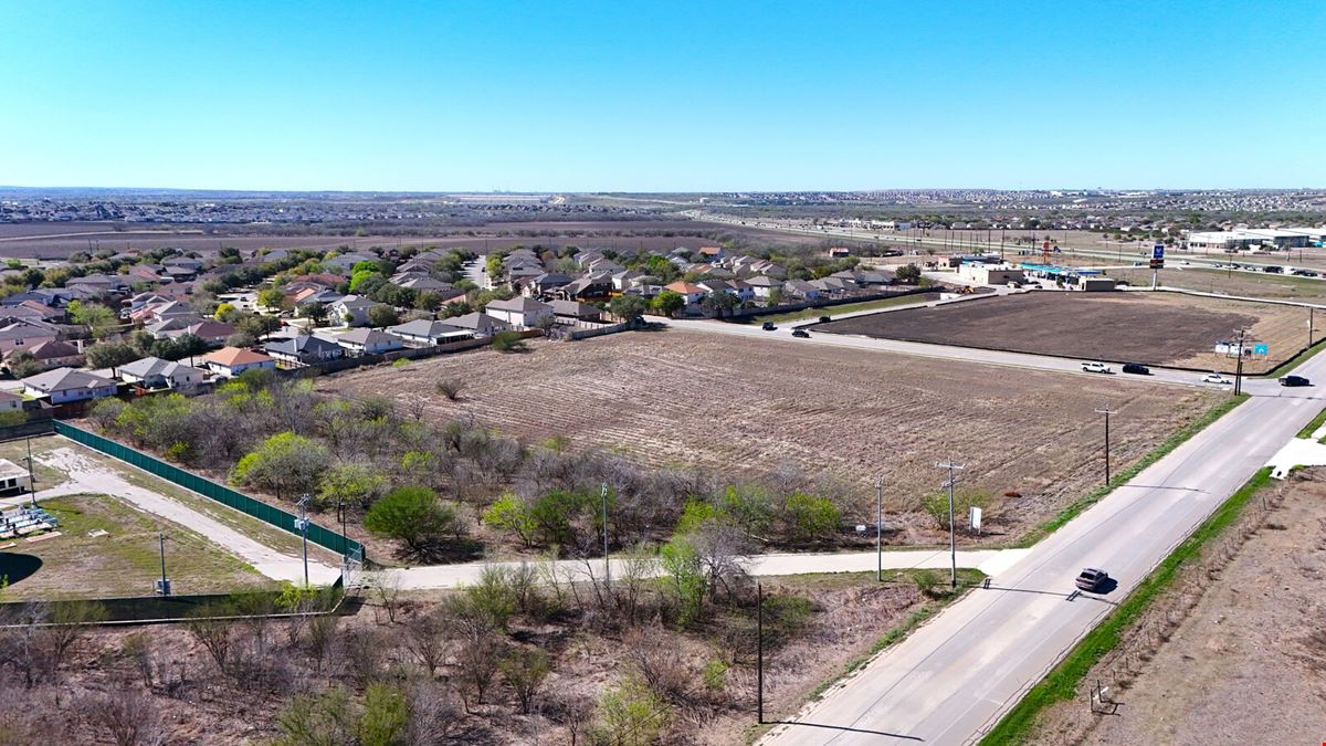E Loop 1604 & Lower Seguin Rd