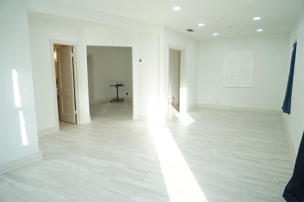 PRIME RETAIL SPACE FOR LEASE